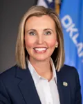 Portrait of Kristen Thompson