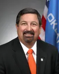 Portrait of Dick Lowe